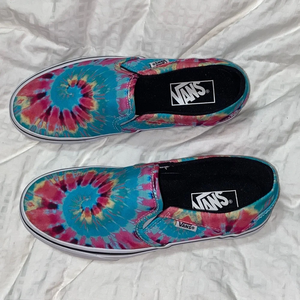 Vans like new